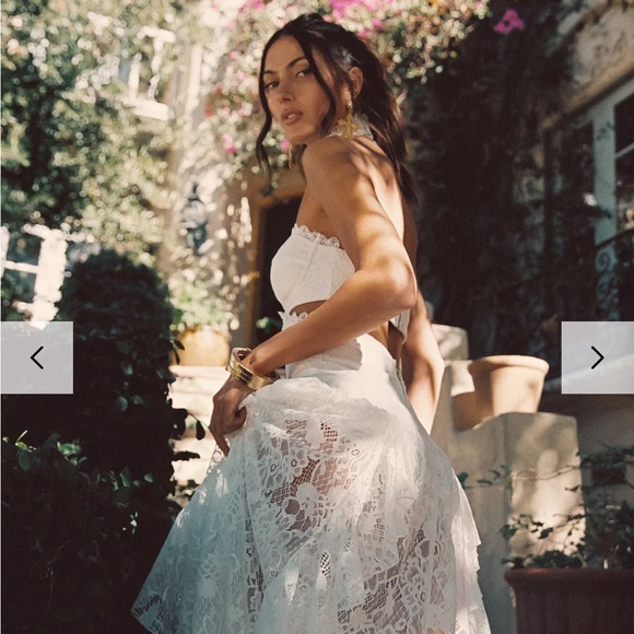 12th Tribe White Lace Maxi Dress - Picture 3 of 3